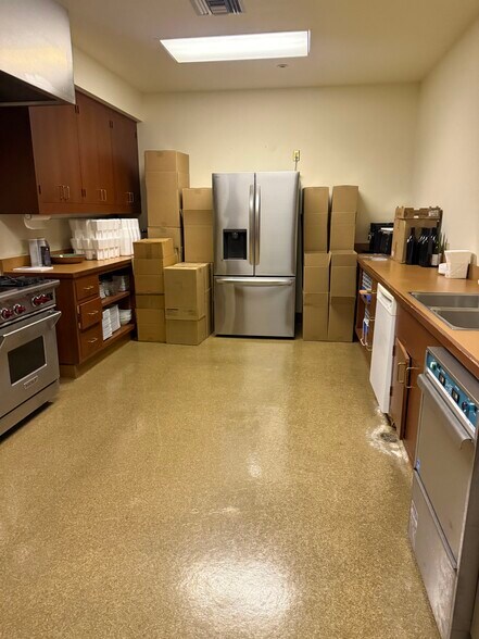 More Photos Of 1134 Kline St, La Jolla Public Library For Lease