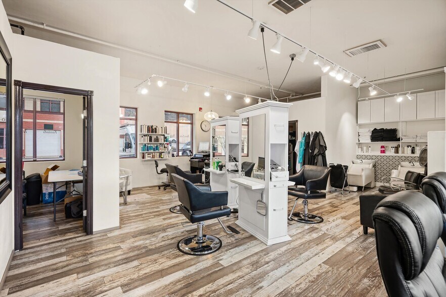 More Photos Of 2550 CO-82, Glenwood Springs Loft Creative Space For Sale