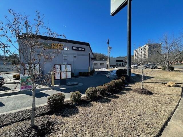 More Photos Of 1510 Rebsamen Park Rd, Little Rock Restaurant For Lease