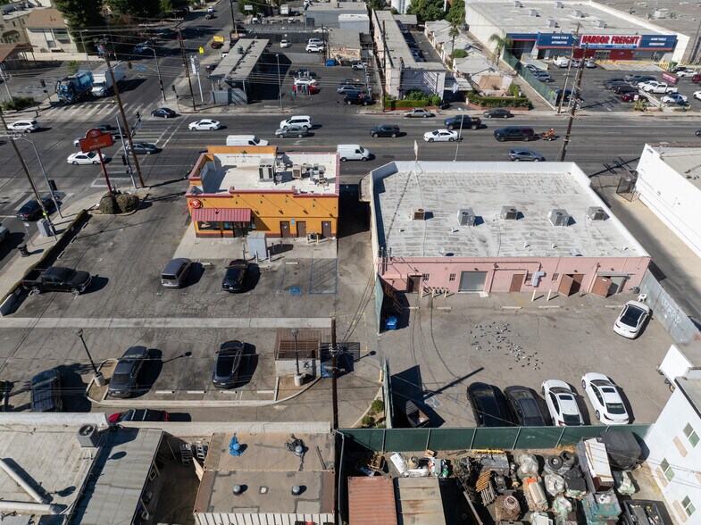 More Photos Of 7610 Sepulveda Blvd & 15243 Saticoy St., Van Nuys Land For Lease