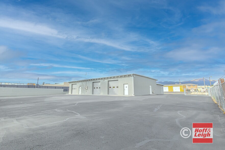 More Photos Of 625 Arrawanna St, Colorado Springs Light Distribution For Sale