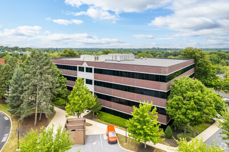 More Photos Of 1853 William Penn Way, Lancaster Office For Lease