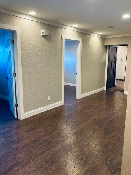More Photos Of 25503 Main St, Nisswa Office For Sale