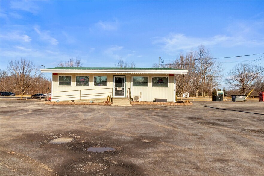 More Photos Of 93 Main St, Dresden Restaurant For Sale