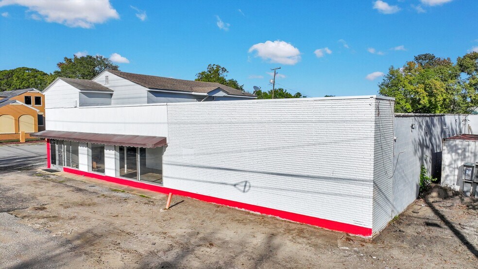 More Photos Of 4662 Rivers Ave, North Charleston Freestanding For Lease