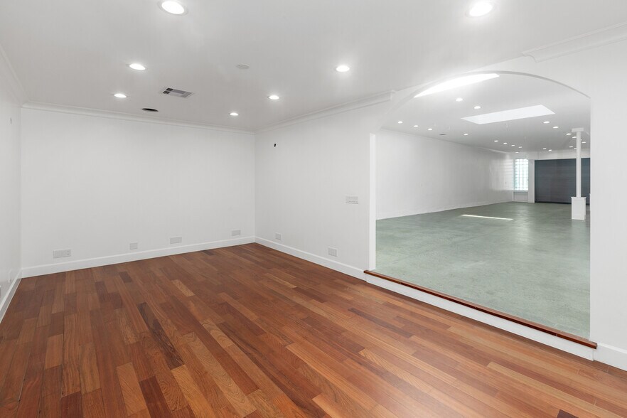 More Photos Of 49 Duboce Ave, San Francisco Warehouse For Lease