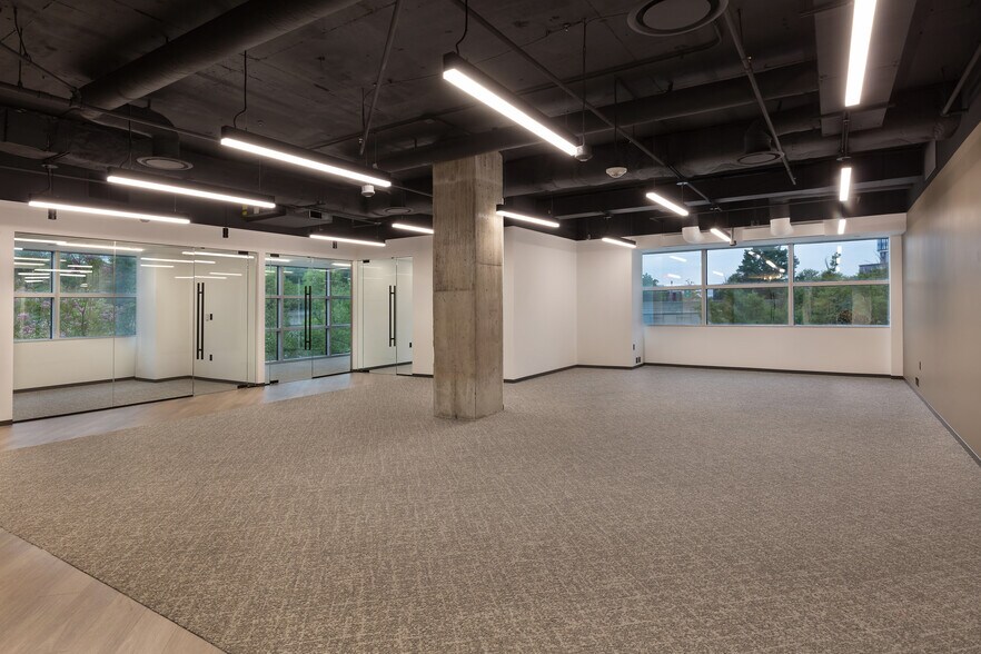 More Photos Of 1900 Campus Commons Dr, Reston Unknown For Lease