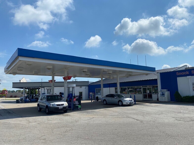 More Photos Of 1700 Ford Ln, Saint Charles Carwash For Sale