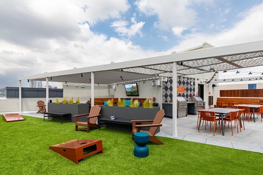 More Photos Of 1040 Santa Fe Dr, Denver Apartments For Lease