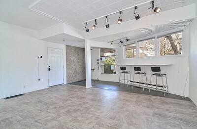 More Photos Of 2112 Thorndyke Ave W, Seattle Office For Lease