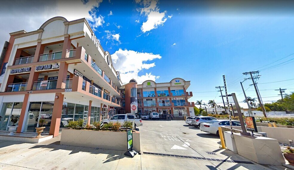 More Photos Of 1080 S La Cienega Blvd, Los Angeles Office For Lease