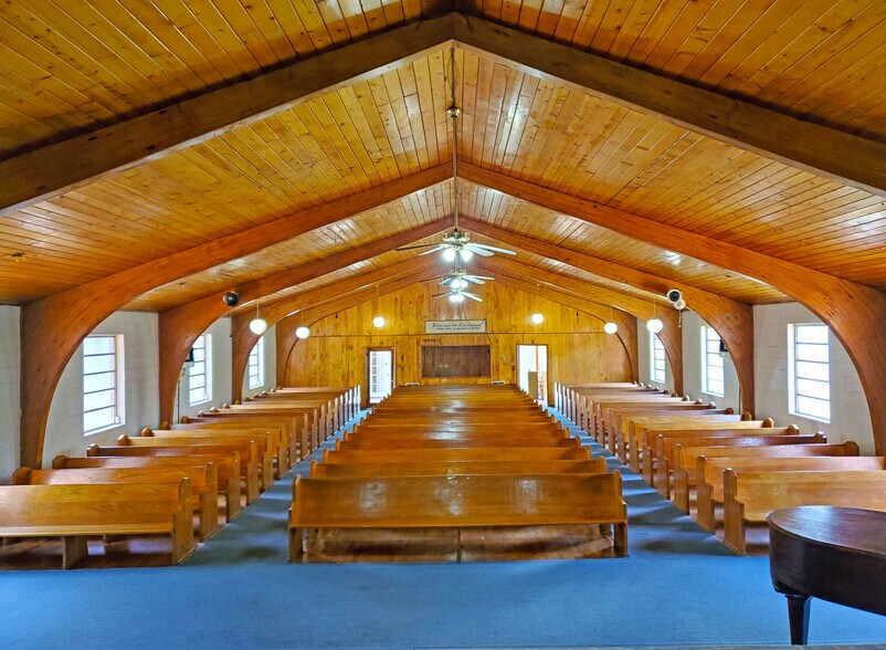 More Photos Of 1840 Thomasville Dr SE, Atlanta Religious Facility For Sale