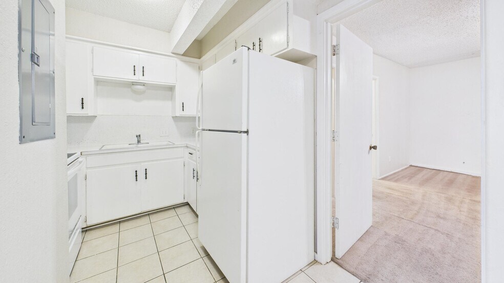 More Photos Of 2123 15th St, Lubbock Apartments For Sale