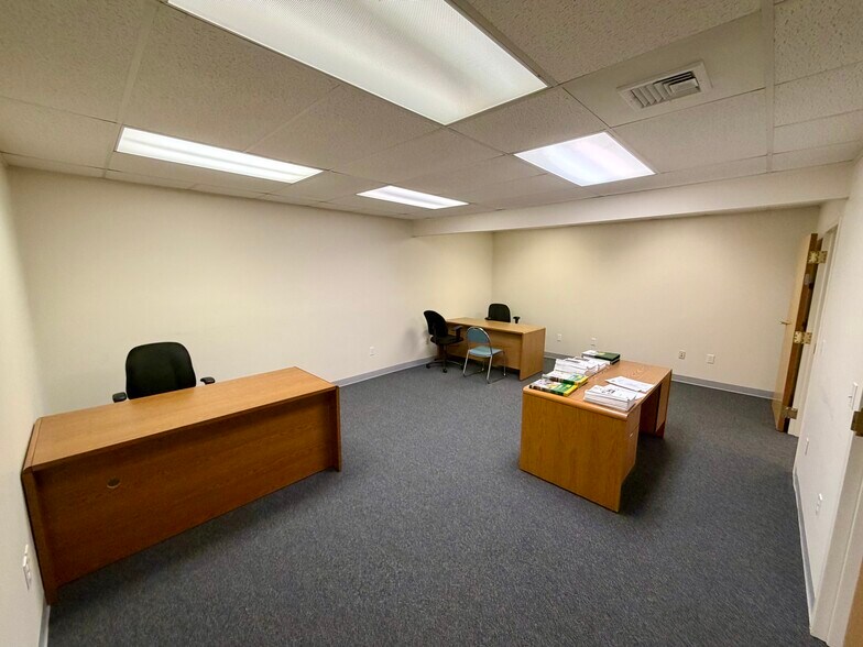 More Photos Of 277 Tompkins St, Cortland Office For Lease