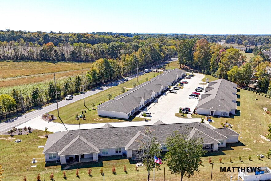 Primary Photo Of 100 Hidden Creek Place, Florence Apartments For Sale