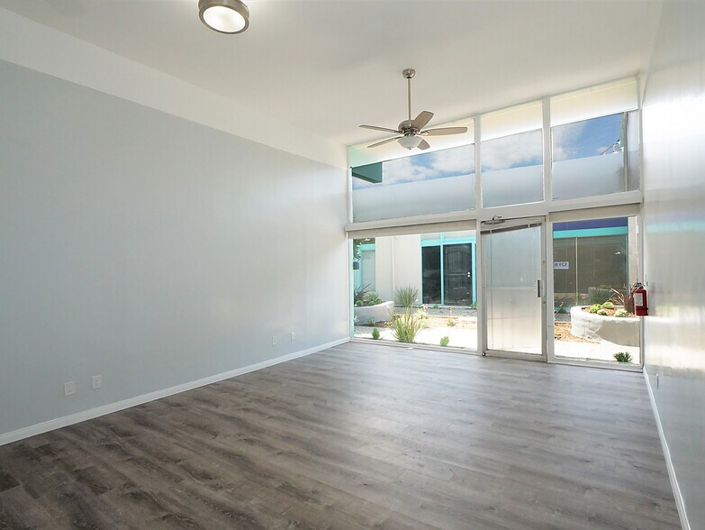More Photos Of 529 W 9th St, San Pedro Office For Lease
