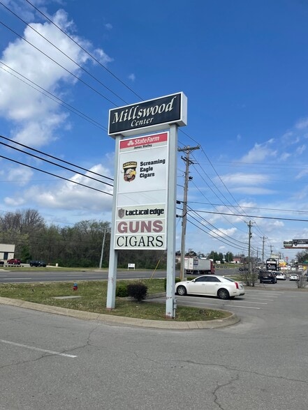 More Photos Of 1925 Fort Campbell Blvd, Clarksville Freestanding For Lease