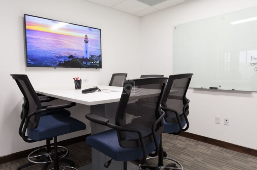 More Photos Of 1900 Glades Rd, Boca Raton Coworking Space