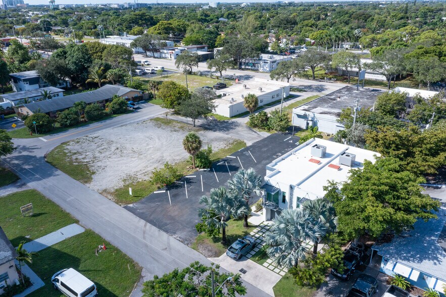 More Photos Of 1408 NE 4th Ave, Fort Lauderdale Freestanding For Sale