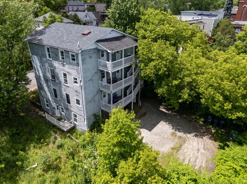More Photos Of 338 Rue Brooks, Sherbrooke Apartments For Sale
