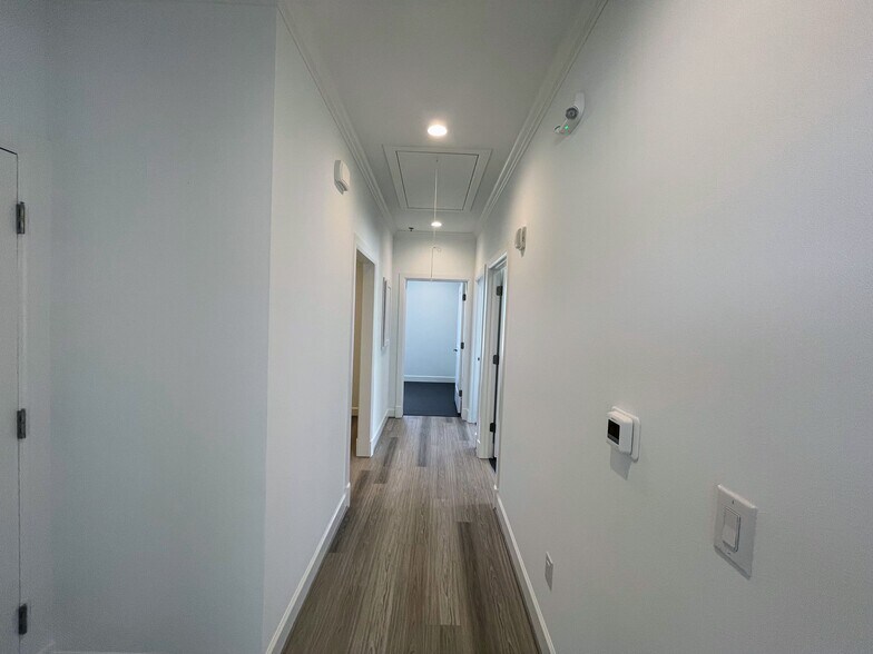 More Photos Of 400 Stonebrook Pky, Frisco Office For Sale