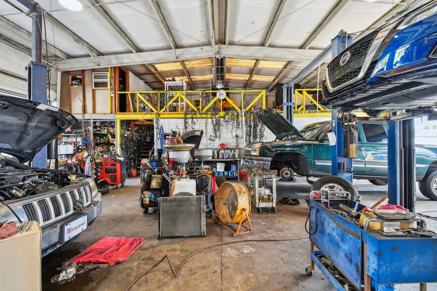 More Photos Of 2350 N Ponce De Leon Blvd, Saint Augustine Service Station For Sale