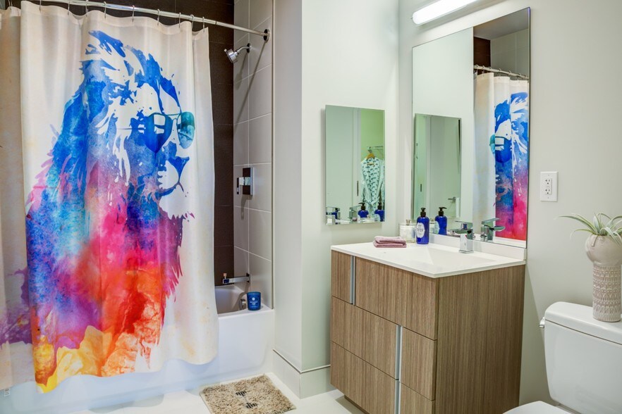 More Photos Of 20 Child St, Cambridge Apartments For Lease