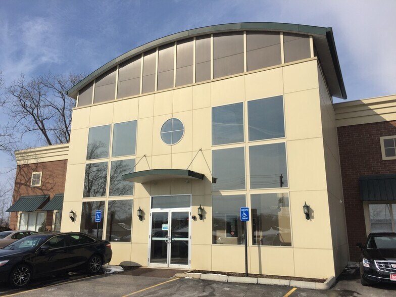 More Photos Of 32875 Solon Rd, Solon Medical For Lease