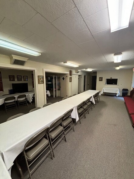 More Photos Of 413 W Farley Ave, Laurens Religious Facility For Sale