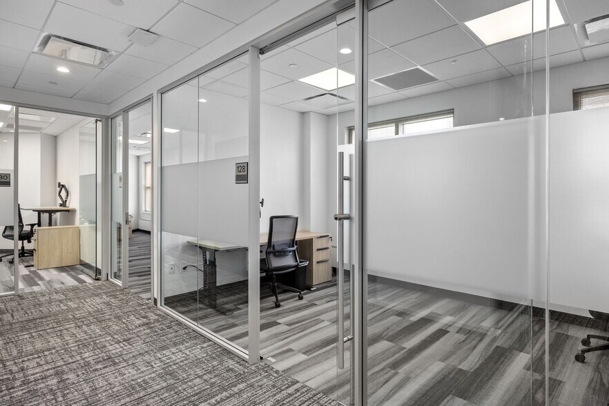 More Photos Of 1000 Northbrook Dr, Trevose Office For Sale