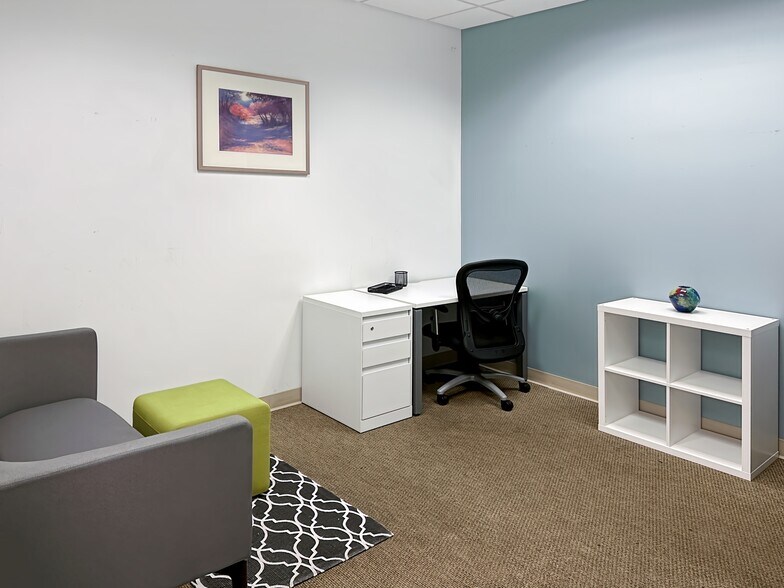 More Photos Of 6303 Waterford District Dr, Miami Coworking Space