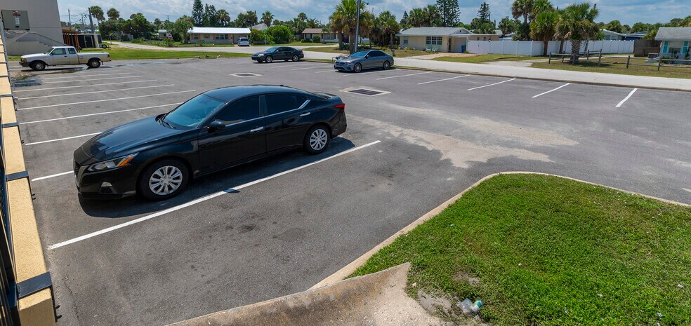 More Photos Of 1368 Ocean Shore Blvd, Ormond Beach Restaurant For Sale