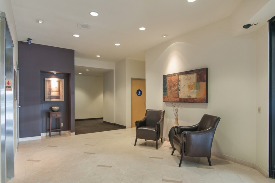 More Photos Of 5330 Carroll Canyon Rd, San Diego Medical For Sale