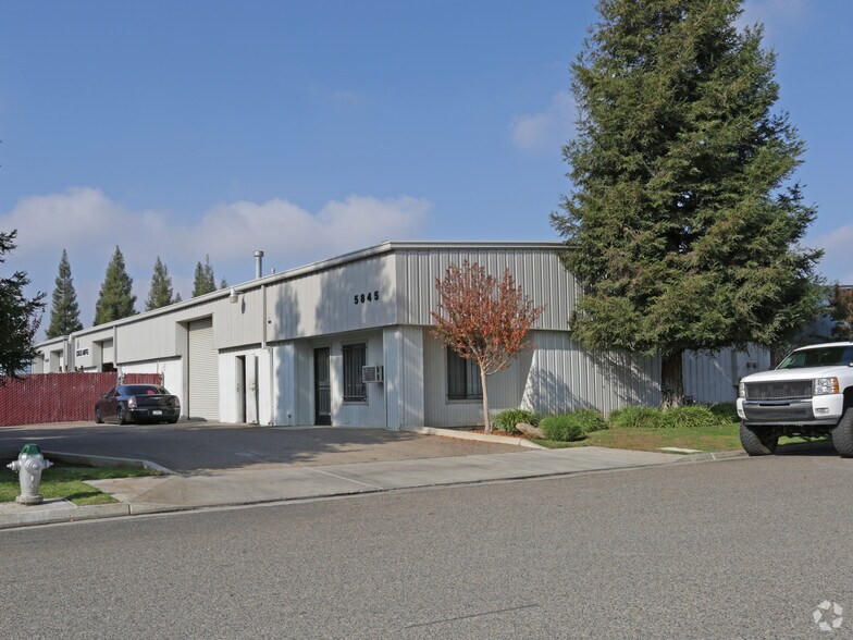 Primary Photo Of 5845 E Terrace Ave, Fresno Warehouse For Lease