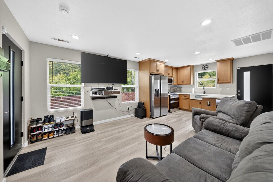 More Photos Of 919 Old Canyon Rd, Fremont Multifamily For Sale