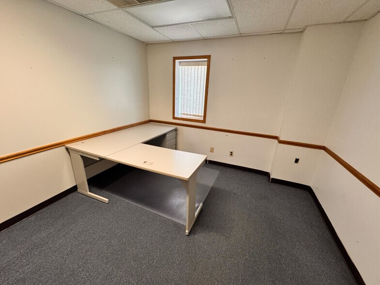 More Photos Of 55 E Main St, Carrollton Office For Sale