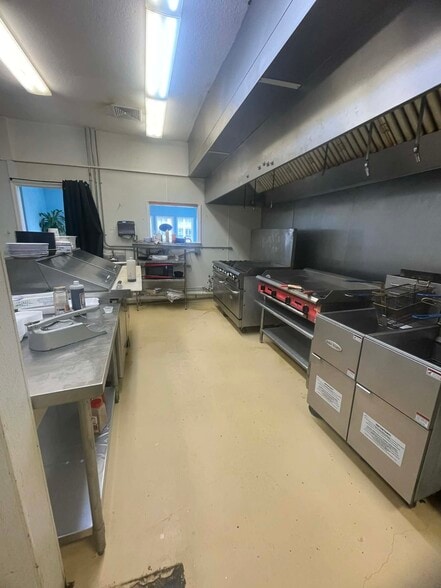 More Photos Of 3723 N Croatan Hwy, Kitty Hawk Freestanding For Lease