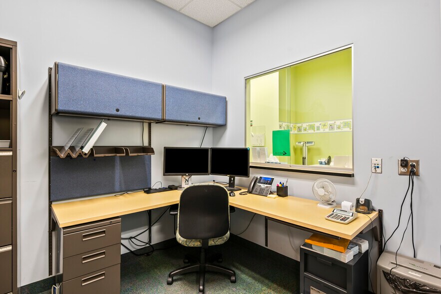 More Photos Of 114 Kinderton Blvd, Bermuda Run Medical For Sale