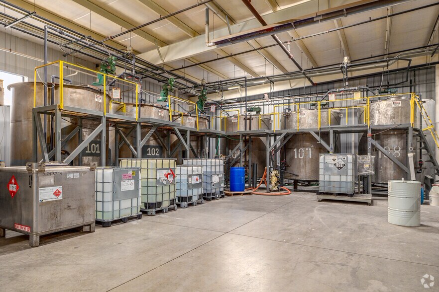 More Photos Of 2000 Ashley Rd, Morris Manufacturing For Lease