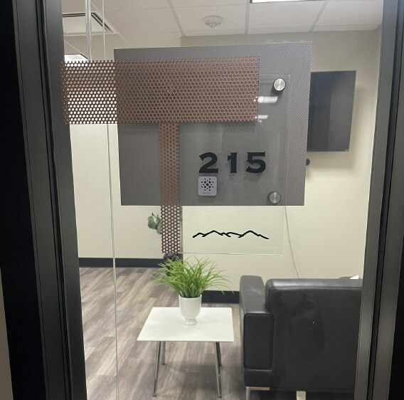 More Photos Of 2212 E Williams Field Rd, Gilbert Storefront Retail Office For Lease