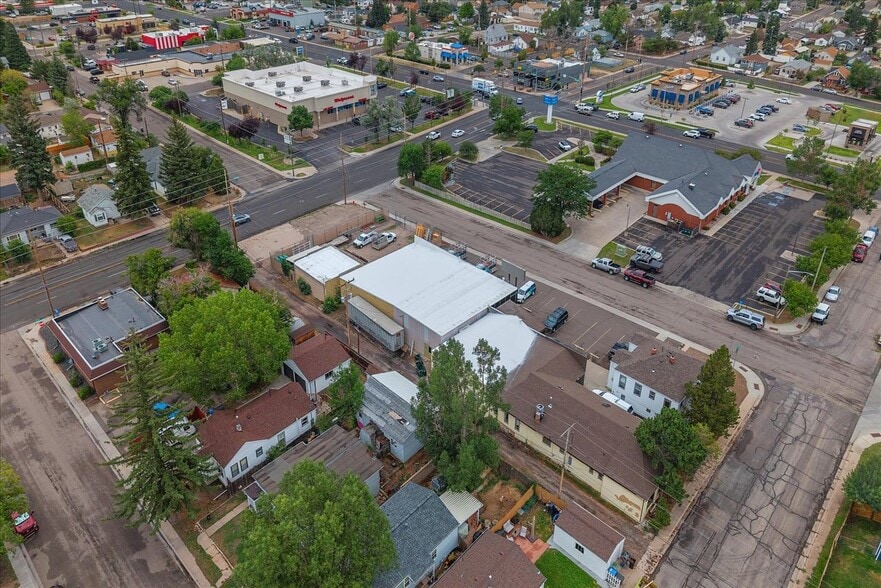 More Photos Of 2200 E 15th St, Cheyenne Flex For Sale