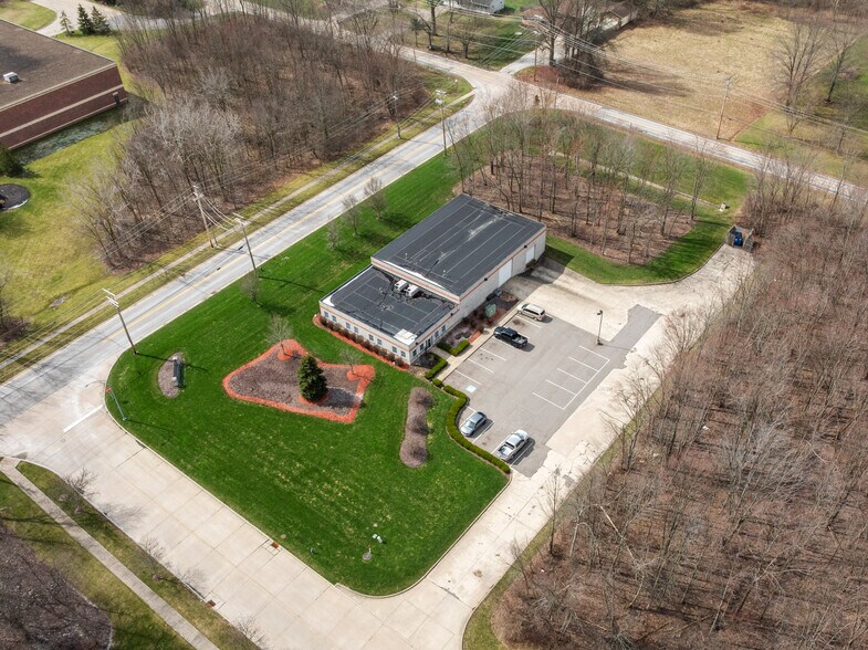 More Photos Of 16172 Imperial Pky, Strongsville Service For Sale