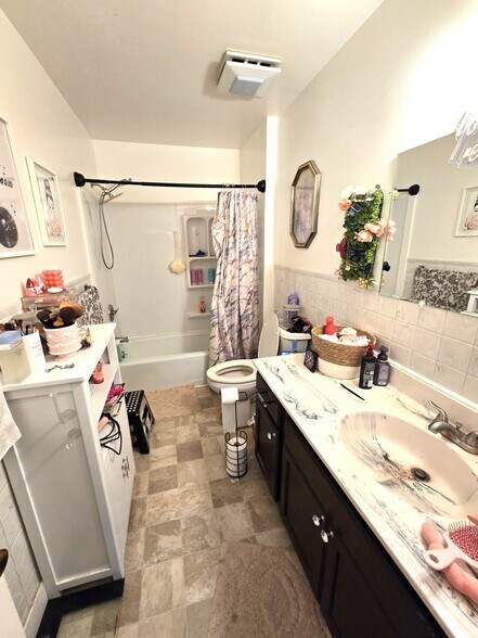 More Photos Of 514 Main St E, New Prague Apartments For Sale