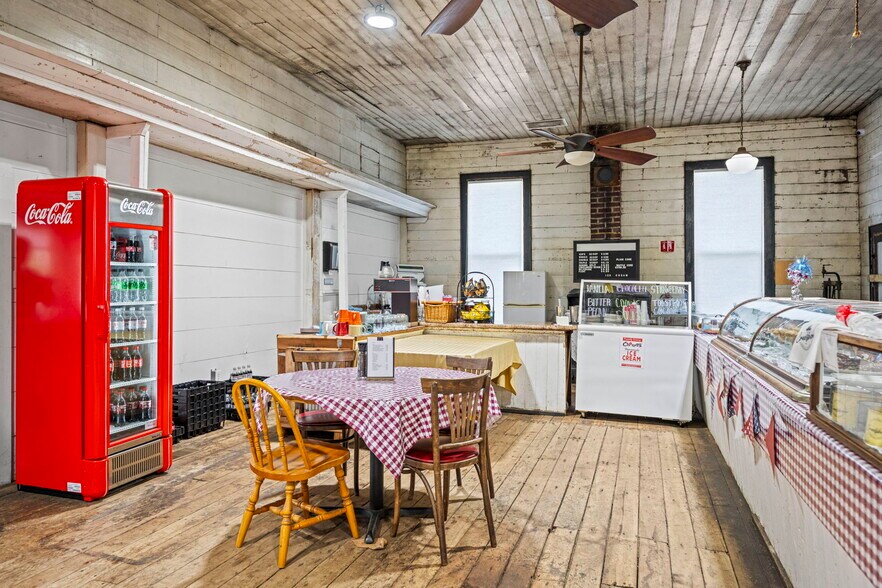 More Photos Of 4838 S Highway 379, Jamestown Restaurant For Sale