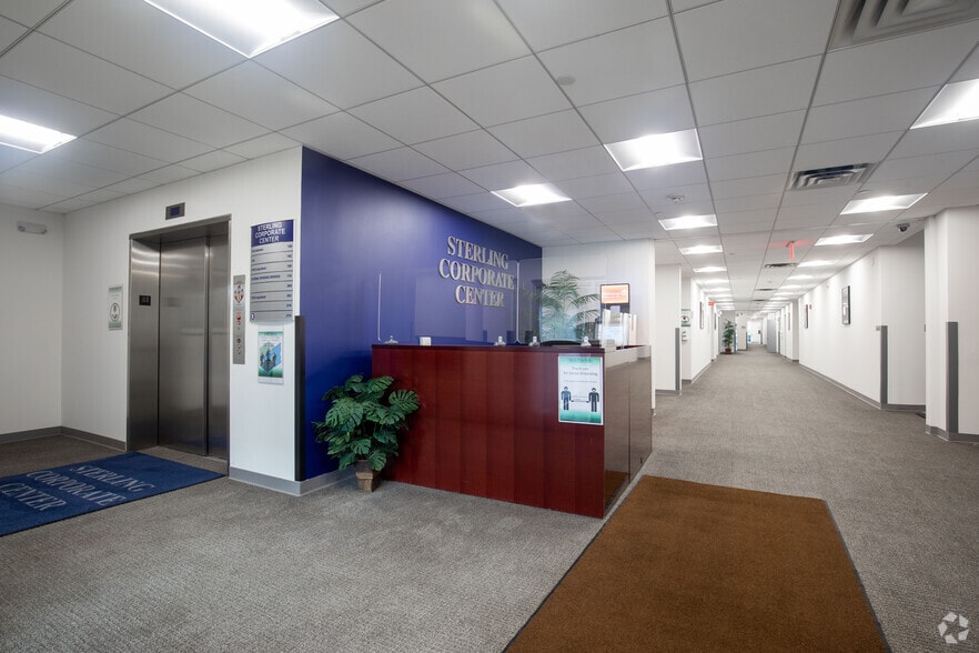 More Photos Of 999 Stewart Ave, Bethpage Office For Lease