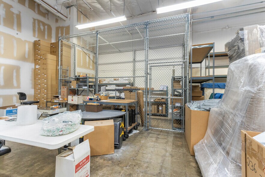 More Photos Of 2991-2995 E White Star Ave, Anaheim Warehouse For Sale