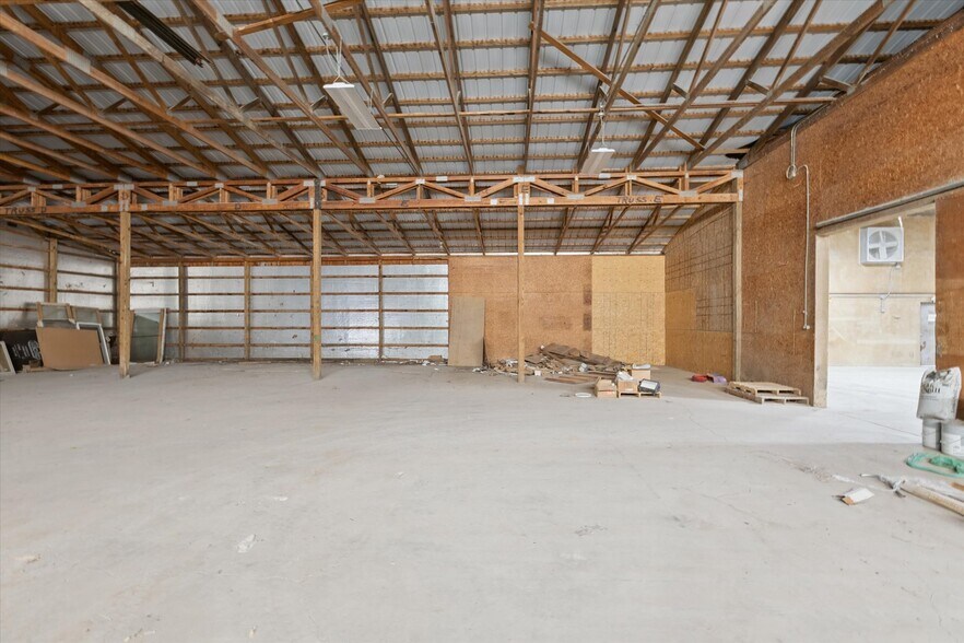 More Photos Of 683 River Rd, Bay City Manufacturing For Sale