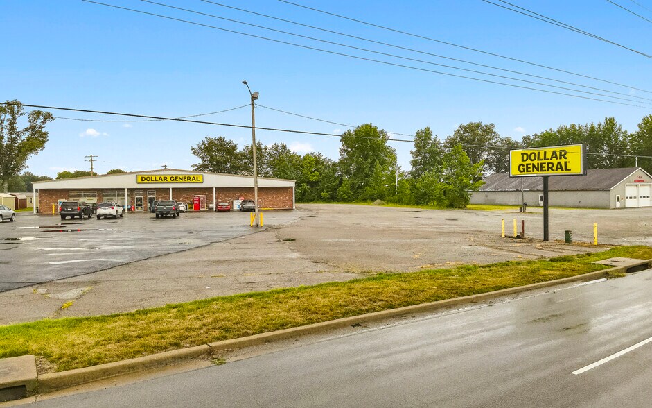 More Photos Of 1217 Us Highway 45 N, Eldorado Storefront For Sale