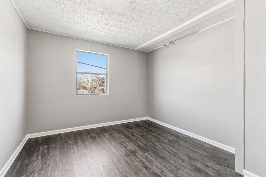 More Photos Of 715 McDuff Ave, Jacksonville Storefront Retail Residential For Sale