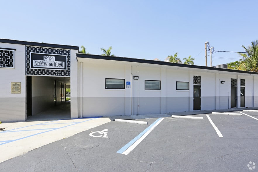 More Photos Of 2161 Mcgregor Blvd, Fort Myers Office For Sale